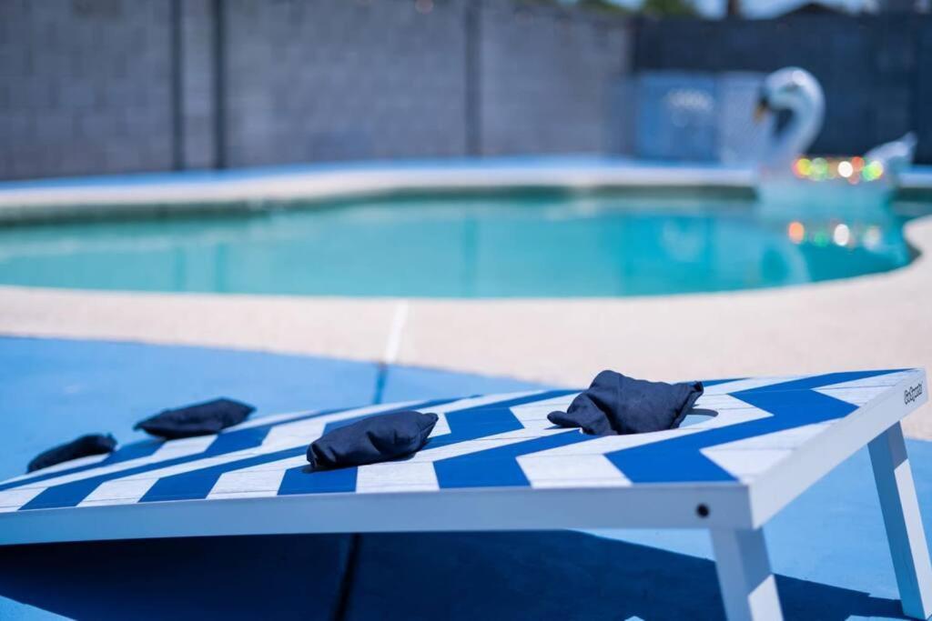 피닉스 Fab Phx Getaway W/ Pool & Fire Pit 빌라 외부 사진